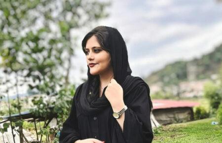 Махса Аміні загинула через фізичне насильство під час увʼязнення «поліцією моралі» — ООН