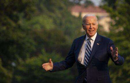Байден міг би надати військову допомогу без рішення Конгресу, але чогось цього не робить — Постоловський