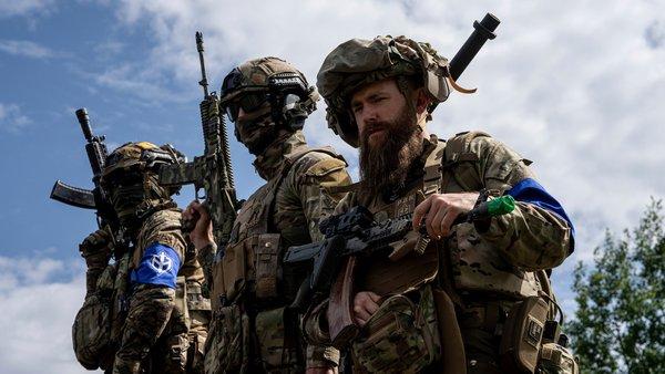 РФ зміцнює свої кордони у трьох регіонах після рейдів російських добровольців — ГУР