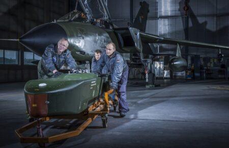 «Захід хоче розвалити міст»: як росЗМІ використовують злив про ракети Taurus