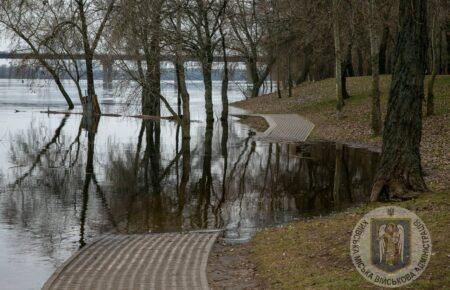 У Києві рівень води в Дніпрі піднявся на 29 сантиметрів