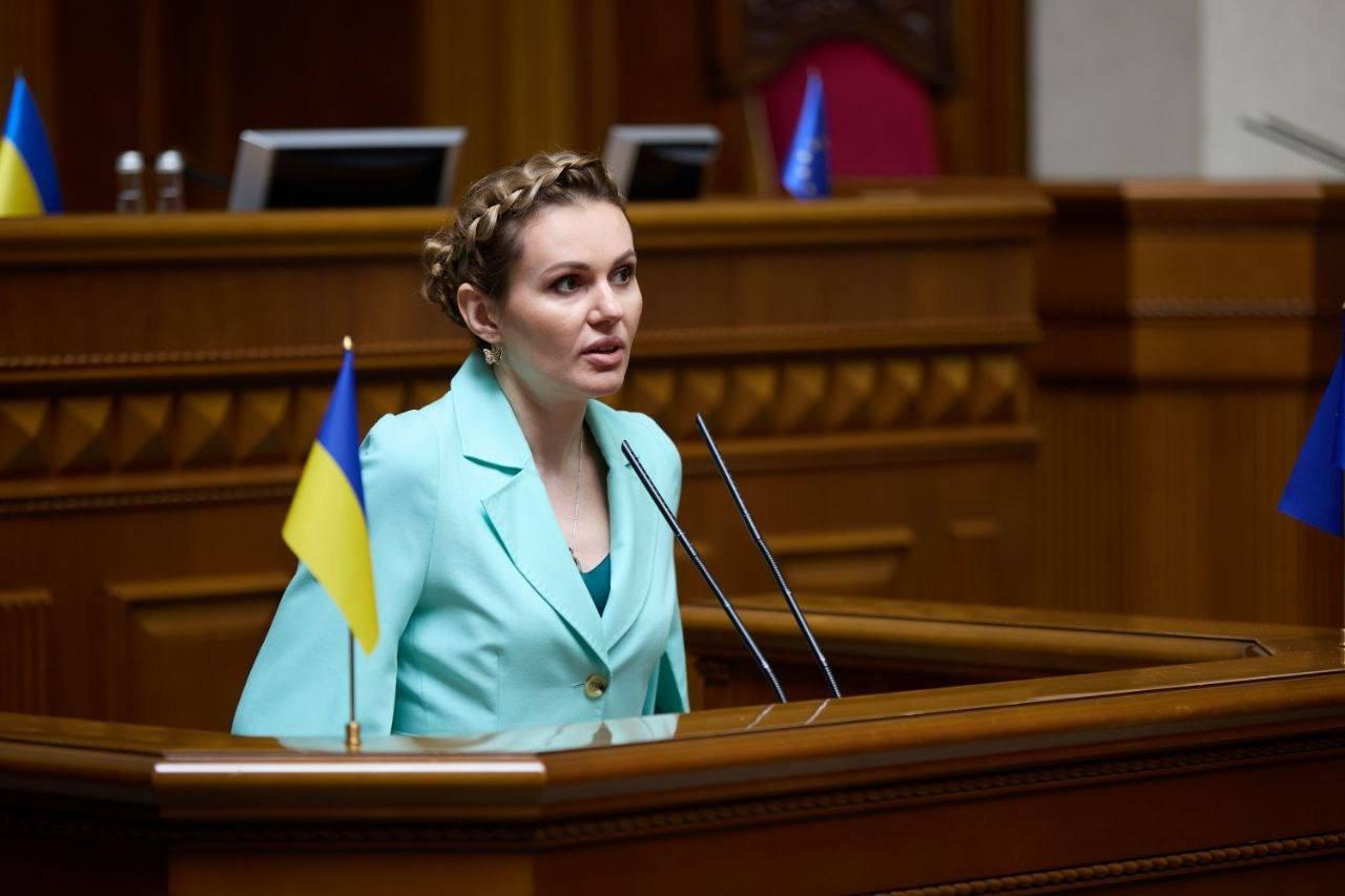 Хочемо запровадити можливість висловлювати недовіру командиру — нардепка