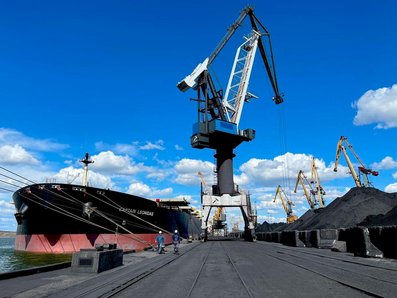 З найбільшого порту України вийшло судно з рекордним вантажем
