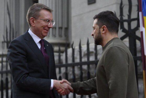 Україна і Латвія підписали довгострокову безпекову угоду