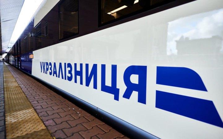 Корупційні схеми «Укрзалізниці»: міністр Камишин має пояснити свою роль в оборудках — Бутусов