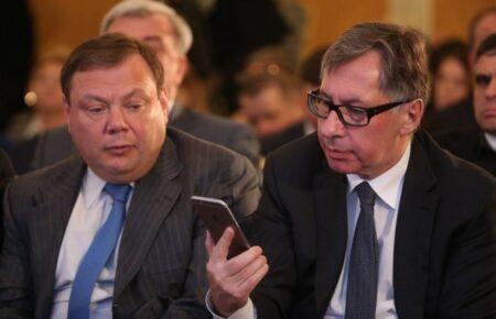 Авен і Фрідман, з яких зняли санкції, продовжують працювати на економіку Росії — Чорний