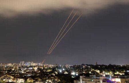 Іран атакував Ізраїль ракетами і дронами — ЦАХАЛ заявив про збиття 99% цілей