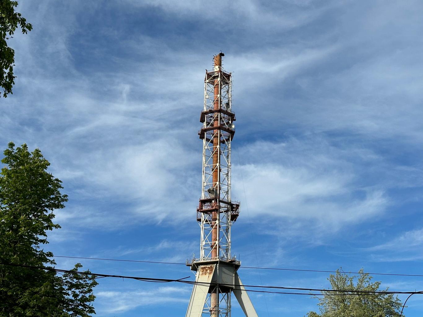 Окупанти вдарили по телевежі у Харкові ракетою — речниця ОВА