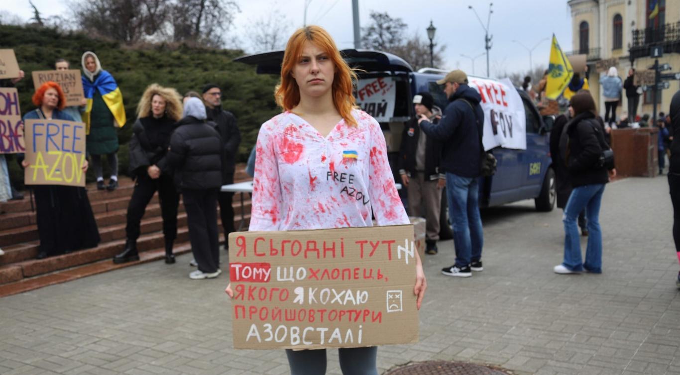 Полон. «Вийшла, щоб сказати про свої почуття». Історія Поліни