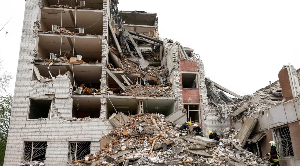 У Чернігові завершили пошуково-рятувальну операцію на місці російської атаки