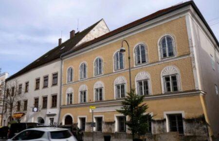 В Австрії затримали чотирьох німців, які вирішили відсвяткувати день народження Гітлера