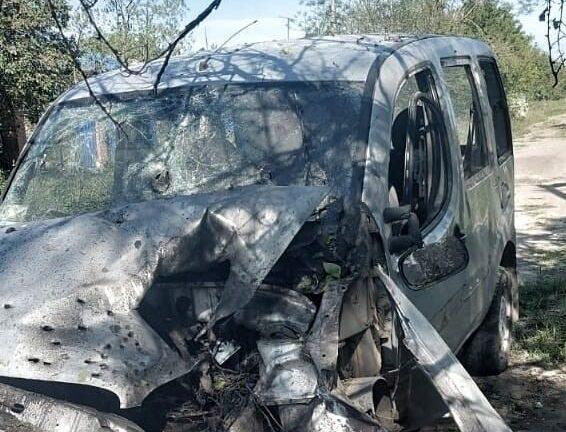 На Херсонщині росіяни дроном атакували автомобіль