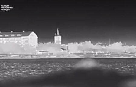 DIU: Occupiers' speedboat destroyed in Crimea (VIDEO)