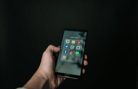 Як убезпечити себе від зламу сторінок у соцмережах