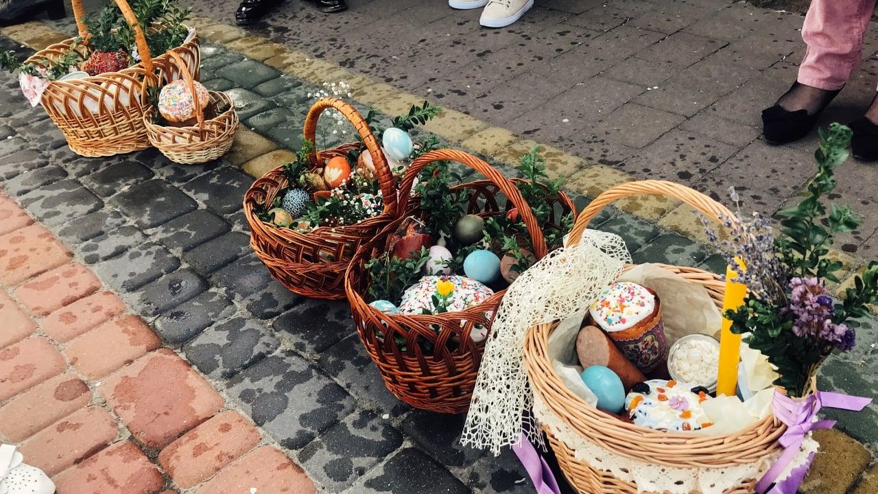 СБУ закликає на Великдень обмежити відвідування масових заходів