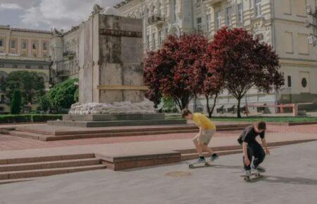 «Я хотів би більше відчувати дитинство»: як українські підлітки живуть під час війни