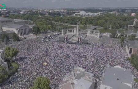 Конкурент Орбана зібрав на антивладний мітинг десятки тисяч прихильників