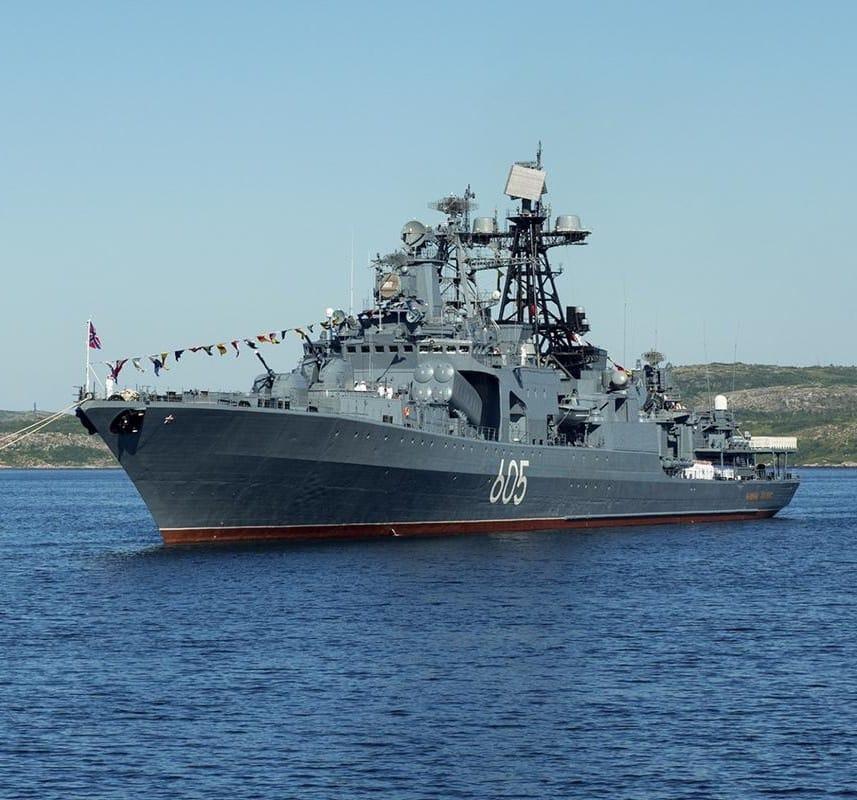 У Баренцовому морі горить російський протичовновий корабель