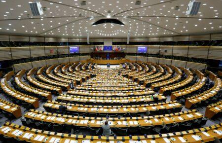 Вибори до Європарламенту: чому більшість можуть отримати ультраправі партії