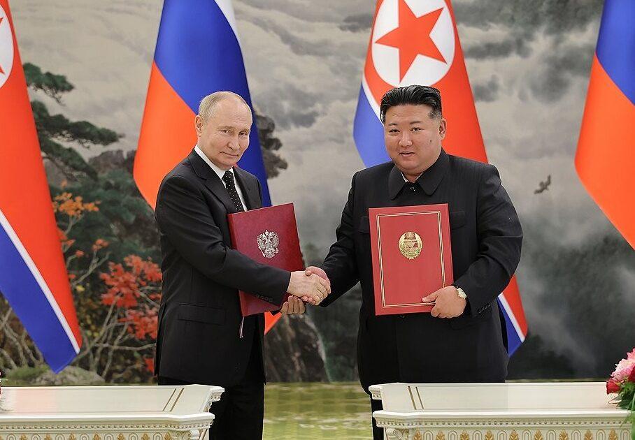 Цю угоду можна розглядати, як легалізацію постачання зброї РФ — кореєзнавець про договір Путіна та Кім Чен Ина