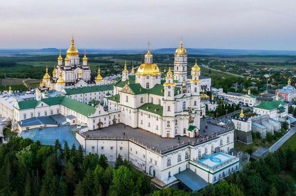 У Почаївській лаврі розпочала перевірку комісія Мінкульту