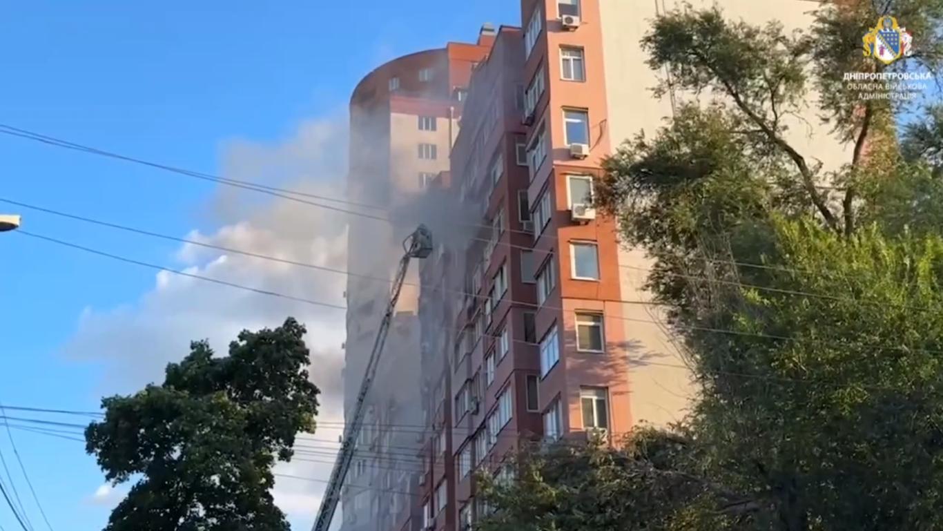 Ракетний удар по Дніпру: один загиблий, постраждалих вже 12