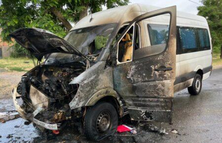 Рейсовий автобус потрапив під російський удар у Нікополі, поранені четверо людей (ФОТО)