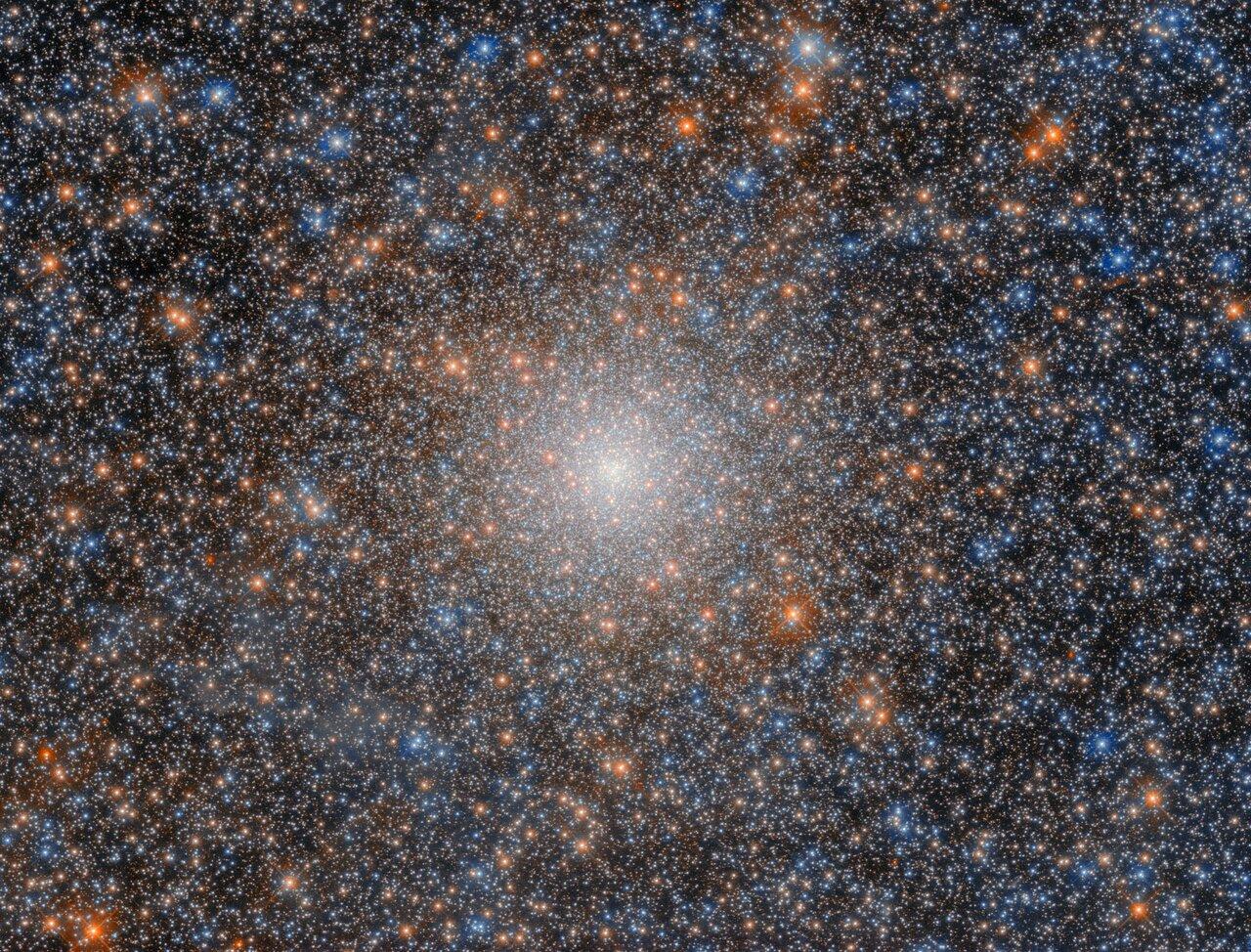Телескоп «Хаббл» показав кулясте зоряне скупчення — свідка еволюції галактик
