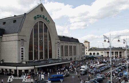 26 років без реконструкції — чиновник про демонтаж ринку на вокзалі Києва