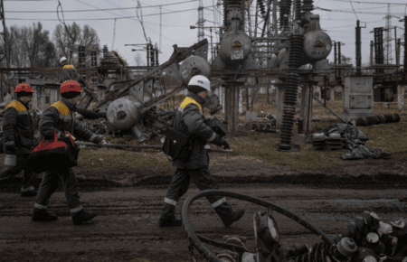 Сахарук: ДТЕК планує до жовтня повернути в роботу 60-70% генерації, яку вона мала до початку обстрілів у березні