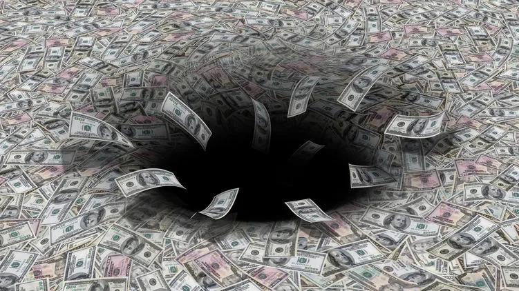 Чому в українському бюджеті утворилась «дірка» у 500 млрд грн: розповідає економіст
