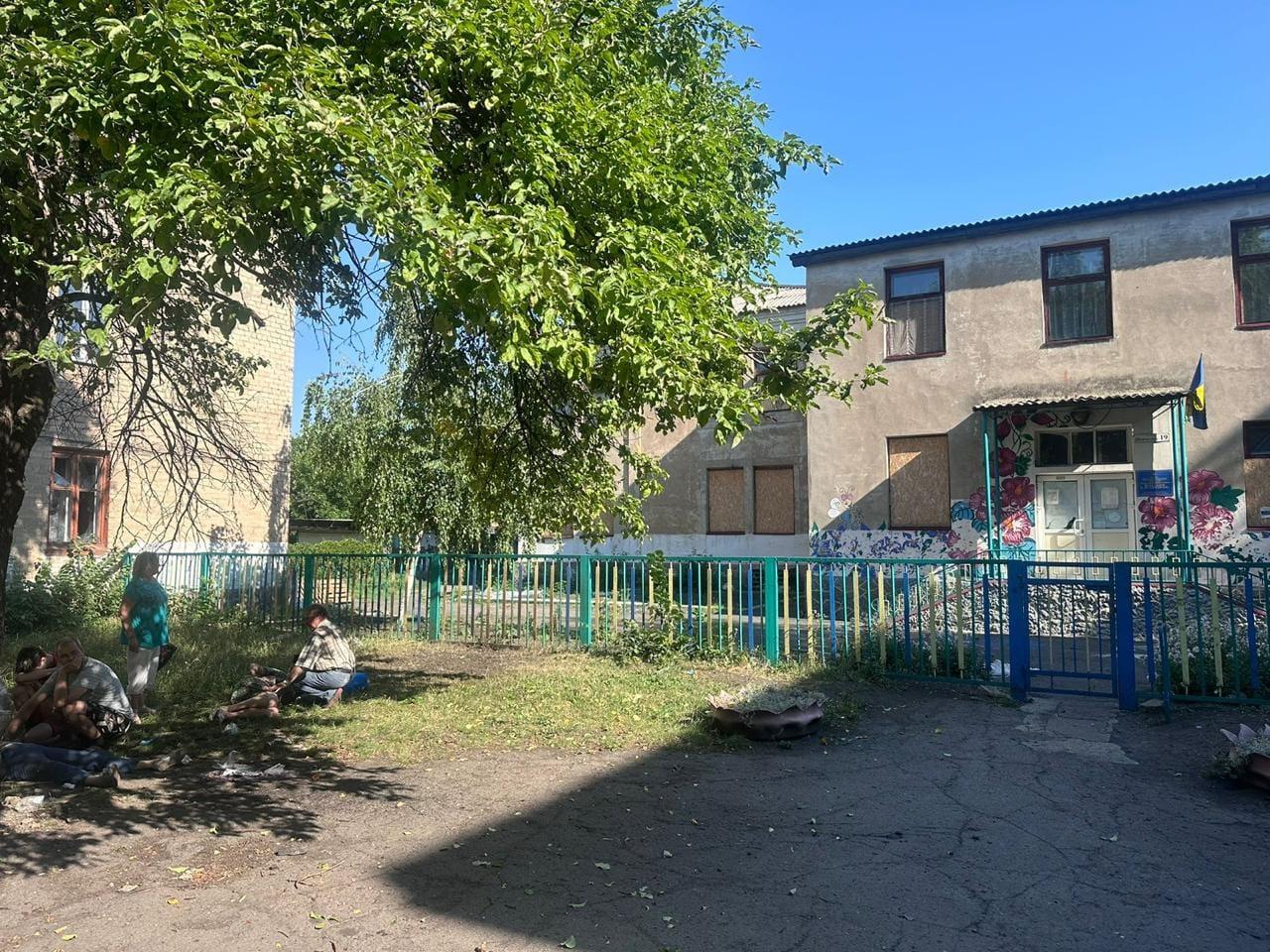 Окупанти вранці обстріляли Українськ на Донеччині, є загиблі та поранені