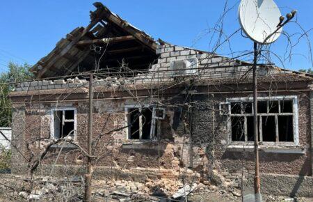 Ворог ударив дронами та з артилерії по Нікопольському району, є пошкодження
