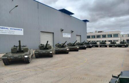 Україна отримає нову партію танків Leopard від Іспанії