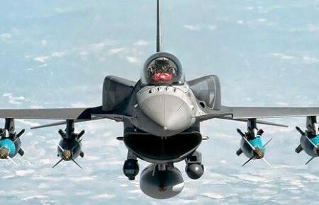 США оснастять українські винищувачі F-16 сучасним озброєнням — ЗМІ