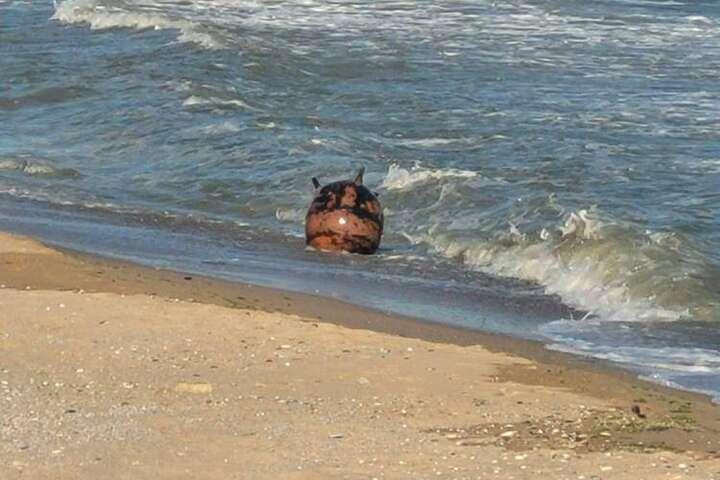 Відео, де нібито в Одесі вибухнула в морі міна, не верифіковане — журналістка