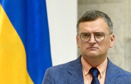 Кулеба прибув до Китаю: «Розмова про мир варта будь-яких зусиль»