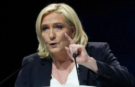 У Франції розслідують ймовірність незаконного фінансування кампанії Марін Ле Пен