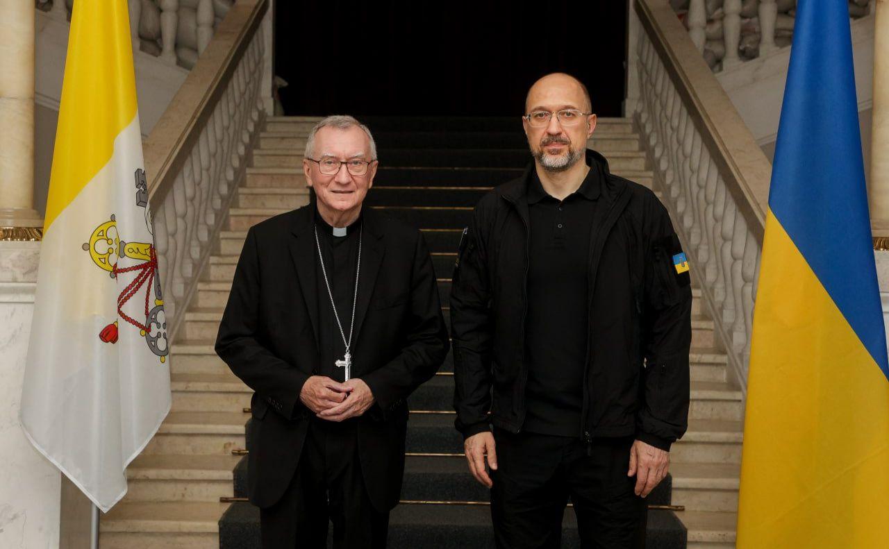 До Києва прибув Державний секретар Святого Престолу