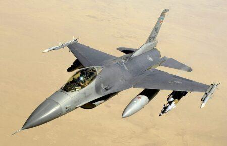 F-16 нас зміцнять, але їх буде недостатньо — Зеленський