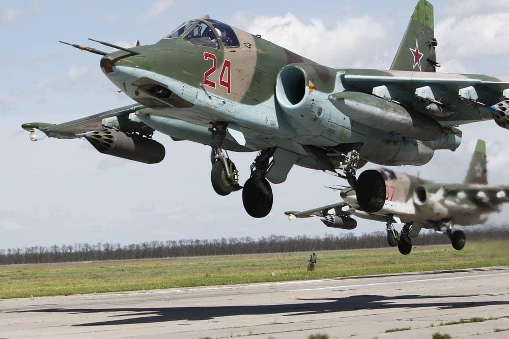 На Донеччині українські воїни уразили російський Су-25