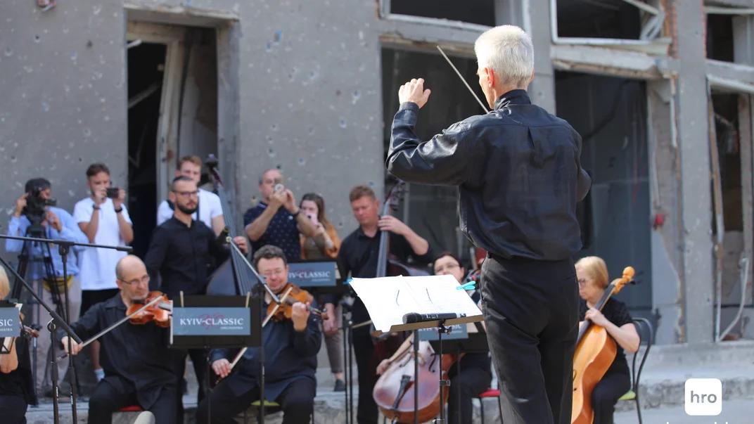 В «Охматдиті» провели «Реквієм за загиблими» у пам'ять про жертв атаки по лікарні