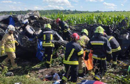 На Рівненщині сталася масштабна ДТП, є загиблі
