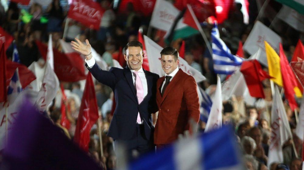 У Греції вперше політик вступив в одностатевий шлюб