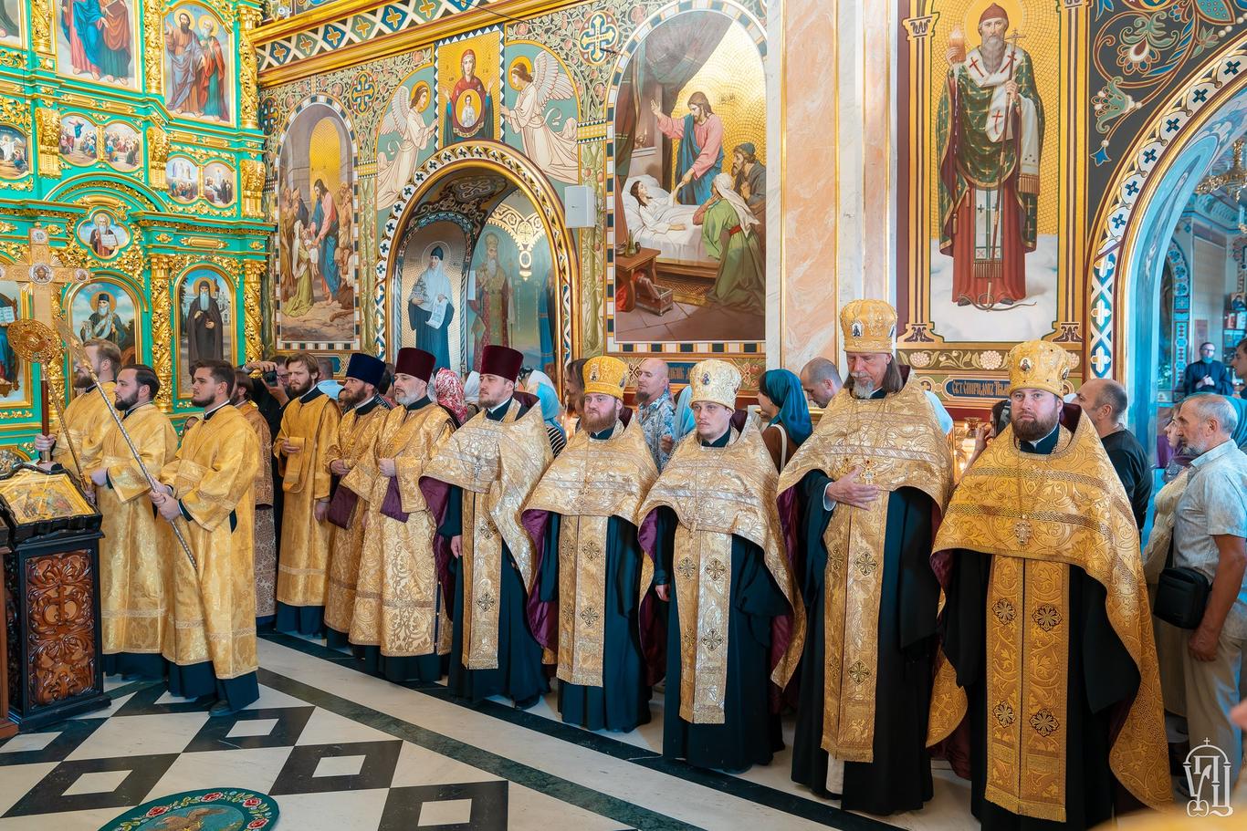 Якщо УПЦ є українською не лише за назвою, а й за духом, то її не заборонять — Филипович