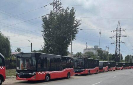 Окупанти атакували дроном автобус на на Харківщині: шестеро постраждалих