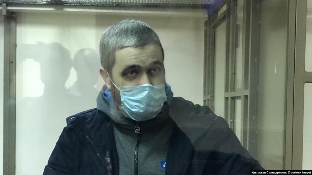 ФСБ затримали матір політв'язня Салієва