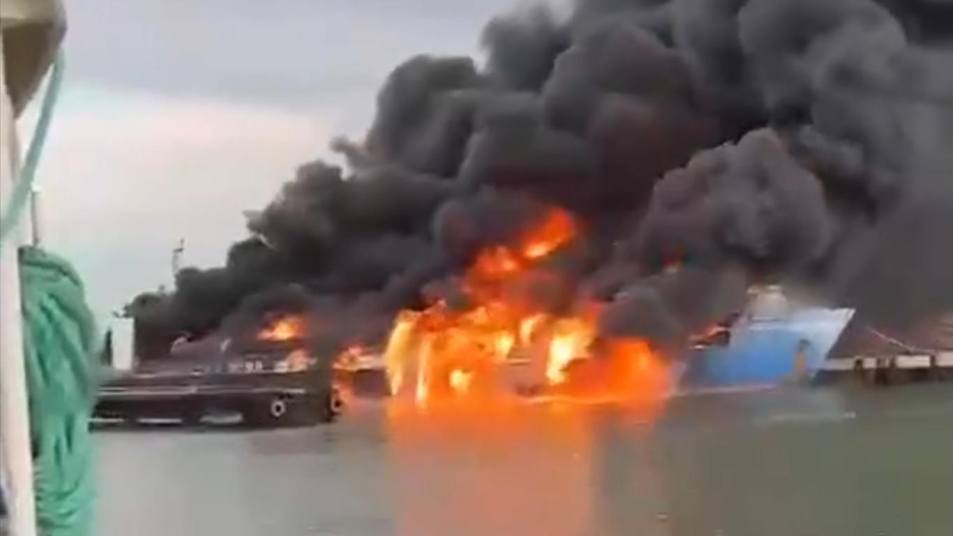 ВМС України підтвердили знищення порому в порту «Кавказ»