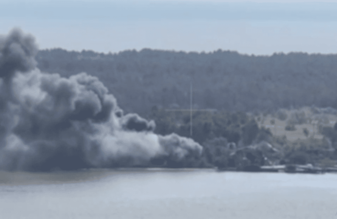 ВМС на Кінбурнській косі знищили склад боєприпасів росіян (ВІДЕО)