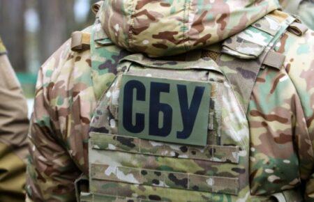 У Києві затримали хлопців за підпал на вантажній станції Укрзалізниці